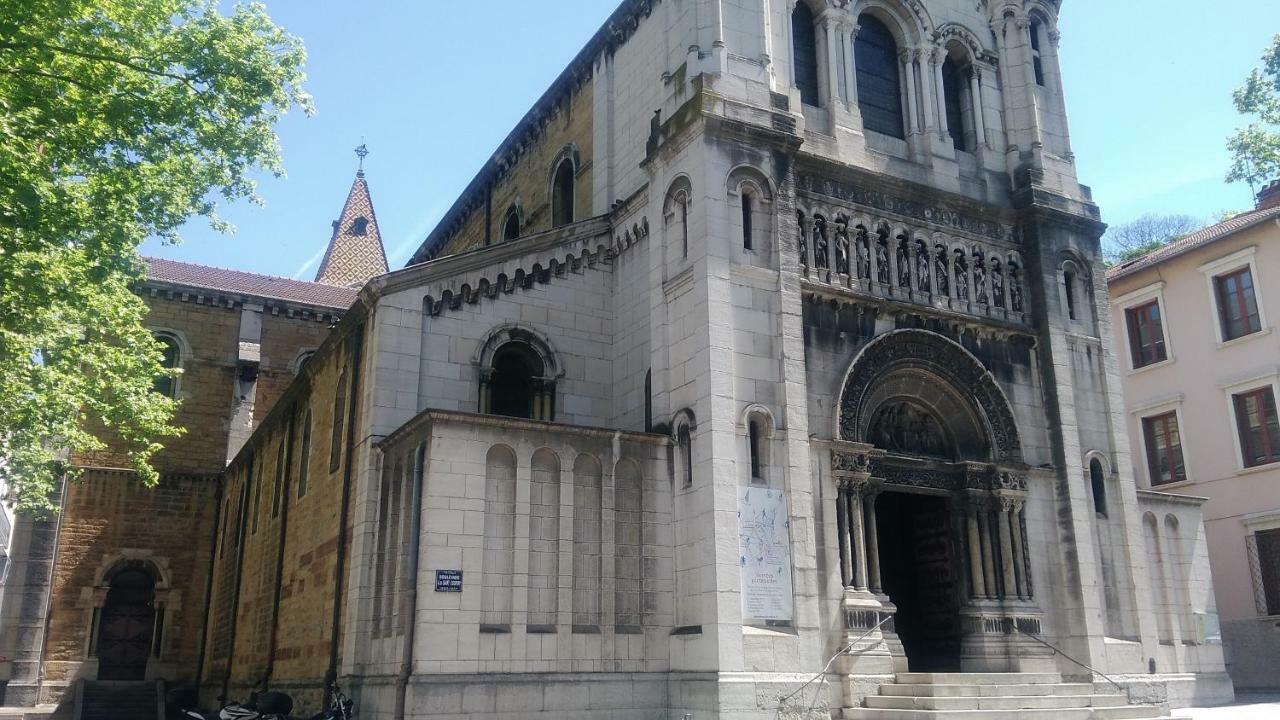T3 55M2 & Garage, Proche Saone, Et 5 Min Vieux Lyon Via Metro D Apartment Екстериор снимка